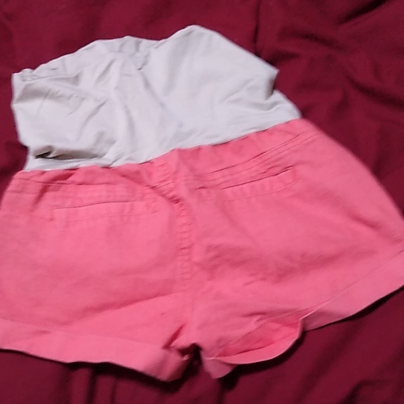 Maternity shorts - Picture 2 of 3